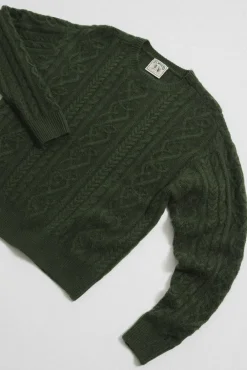 ANTIQUE CABLE KNIT SWEATER