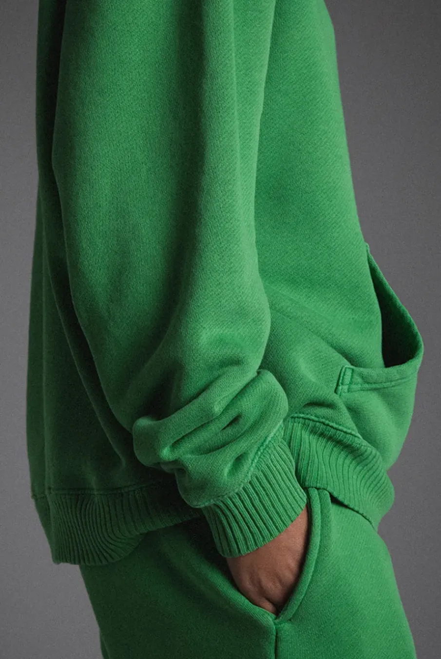 CORE HOODIE