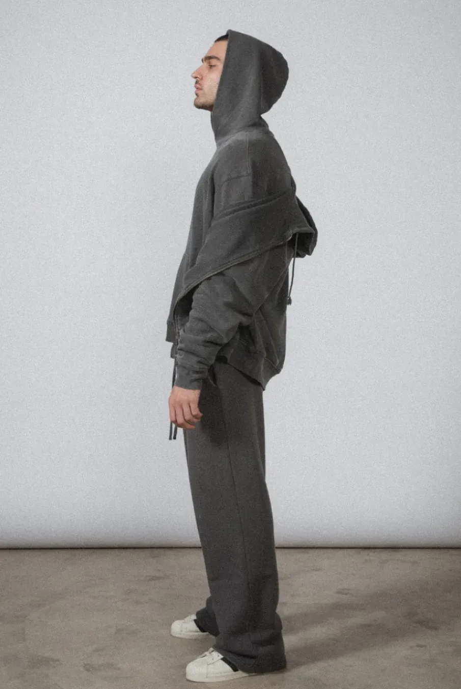 CORE HOODIE