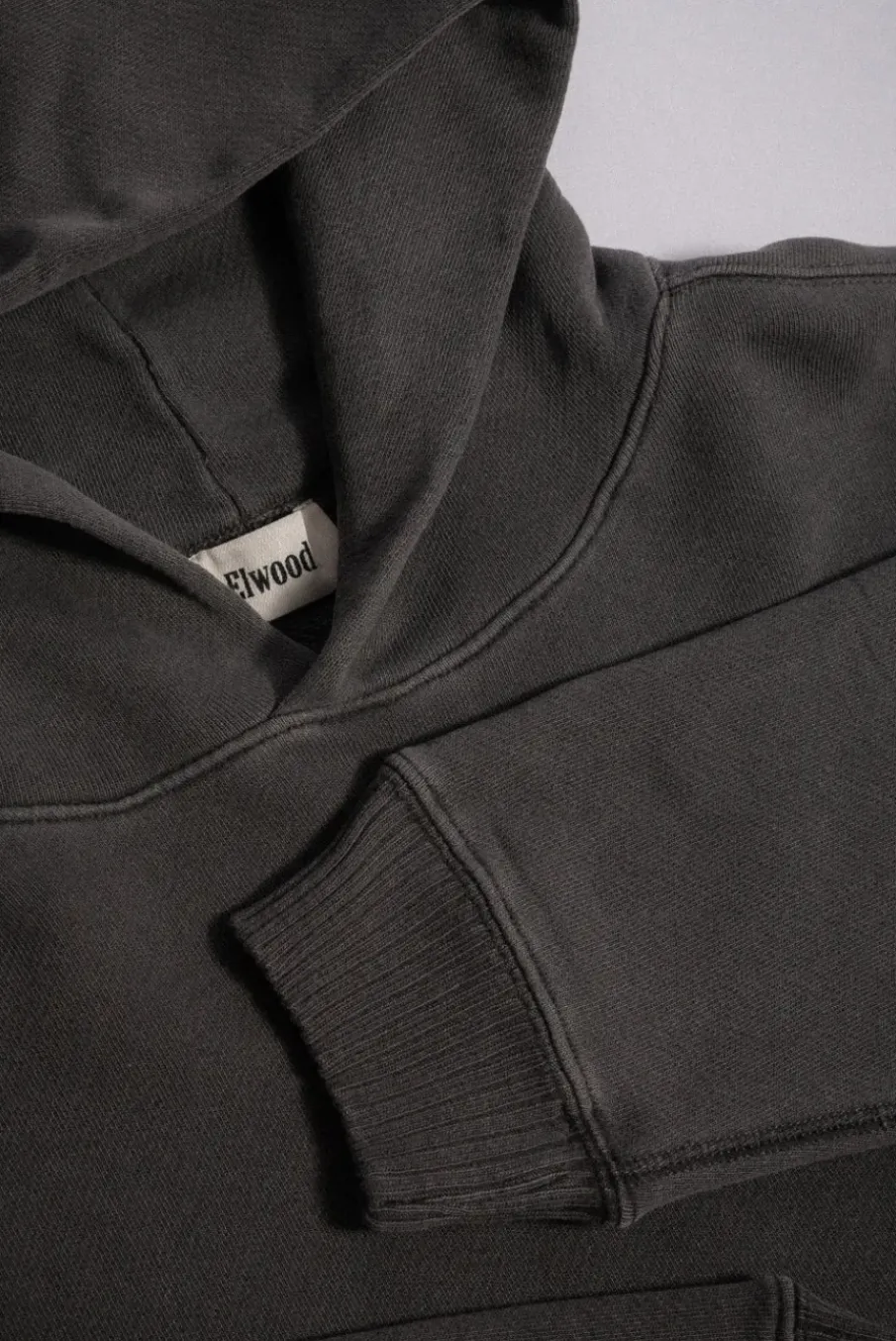 CORE HOODIE
