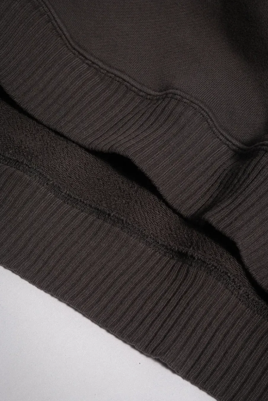CORE HOODIE