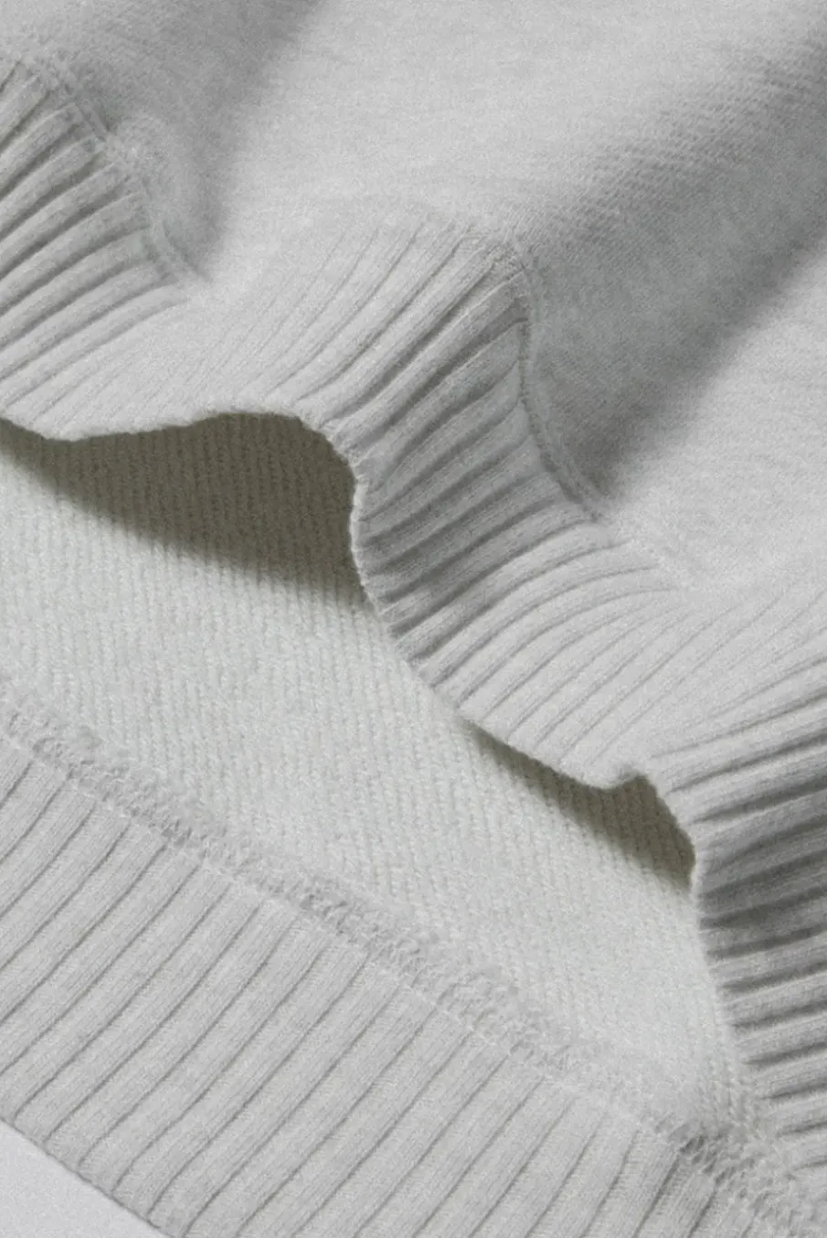 CORE HOODIE