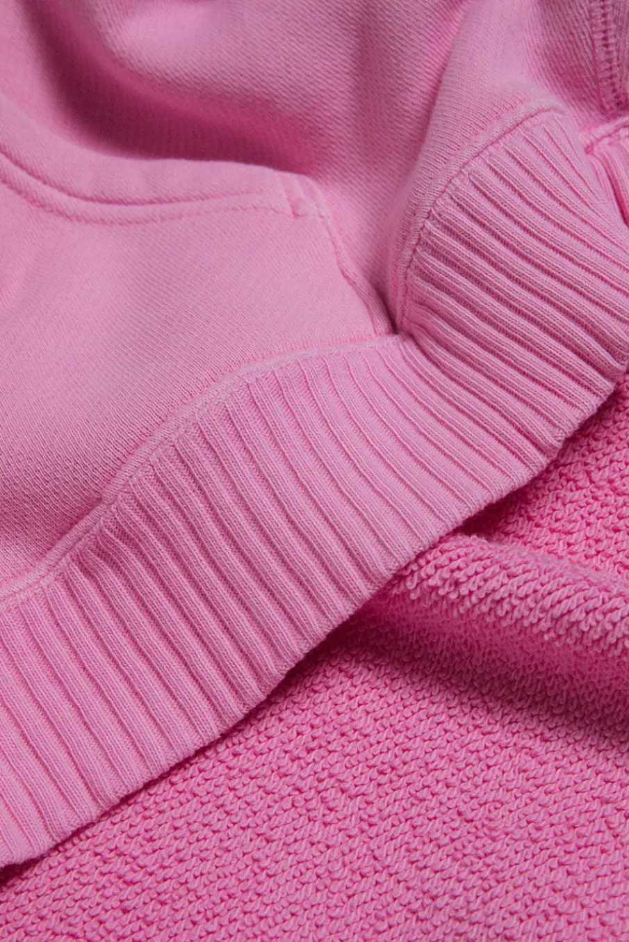 CORE HOODIE