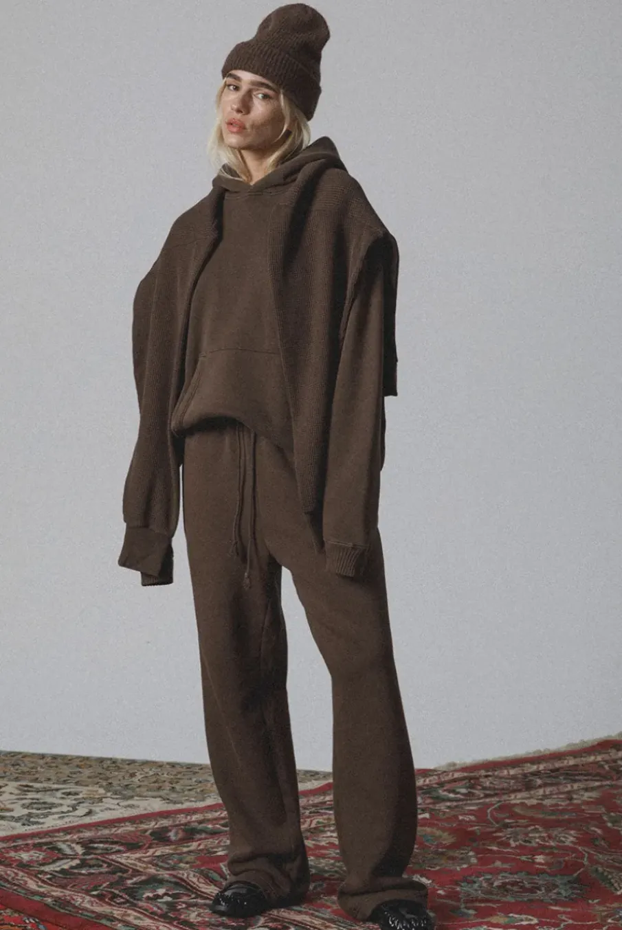 CORE HOODIE