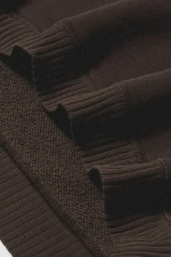 CORE HOODIE