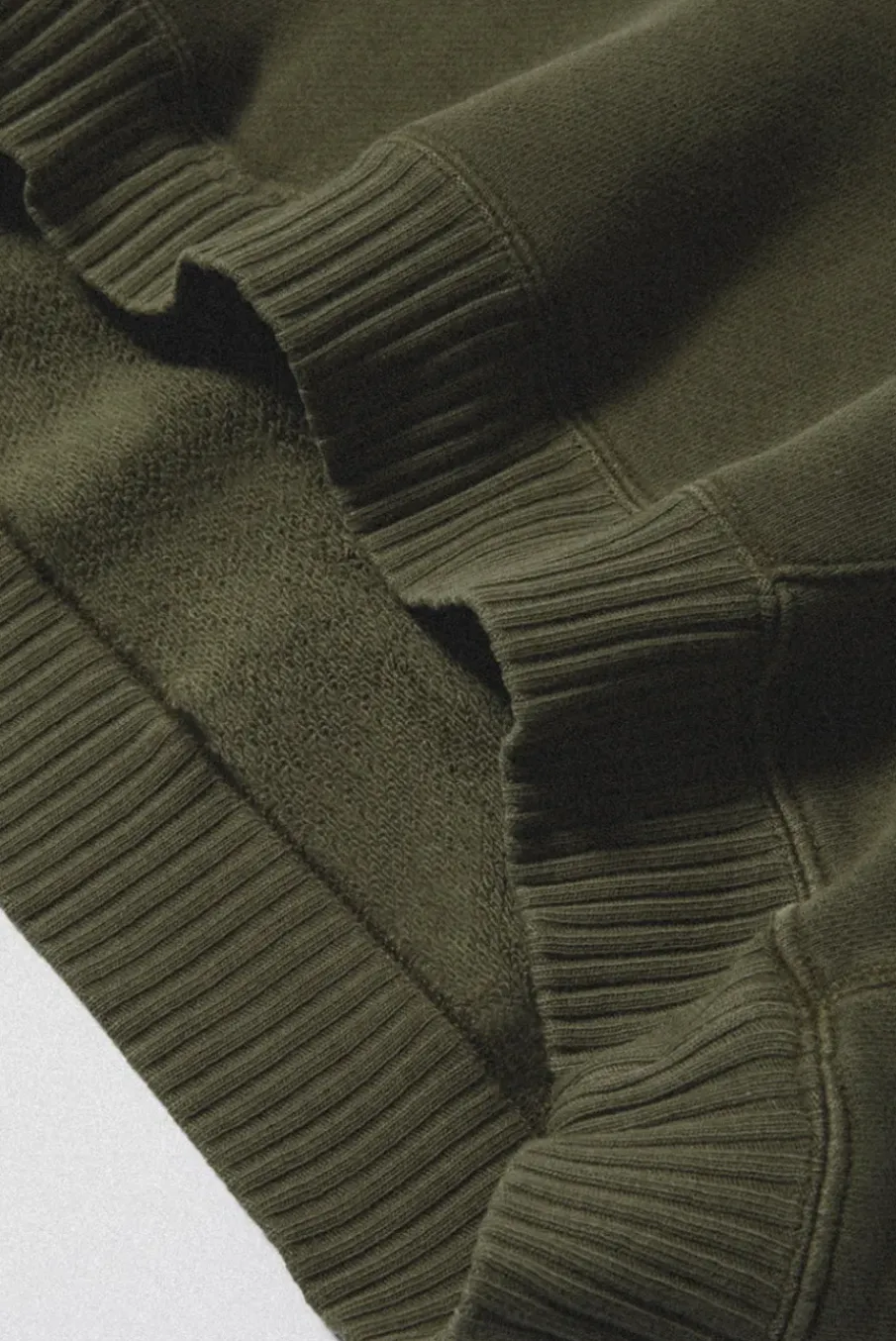 CORE HOODIE