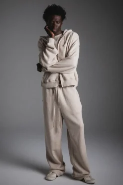 CORE STRAIGHT LEG SWEATPANT