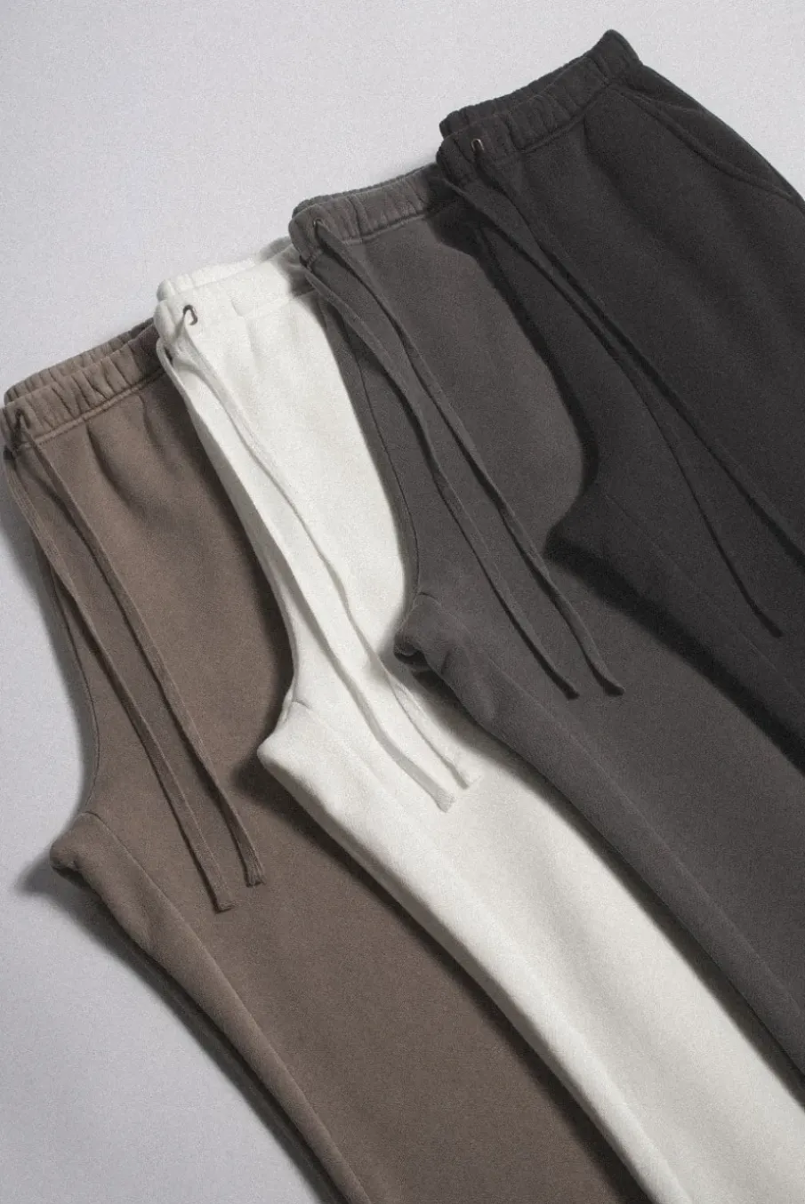 CORE STRAIGHT LEG SWEATPANT