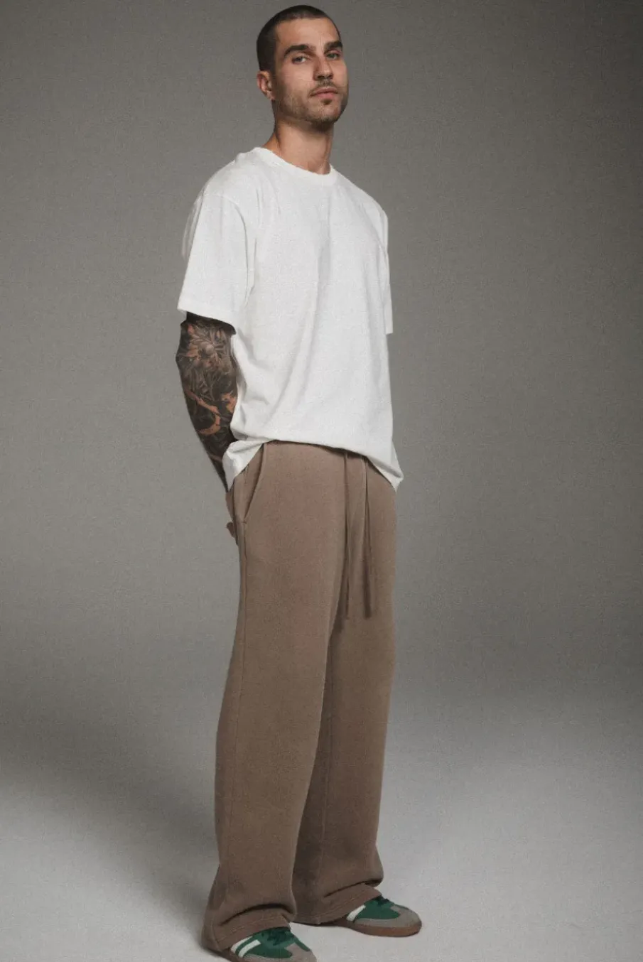 CORE STRAIGHT LEG SWEATPANT