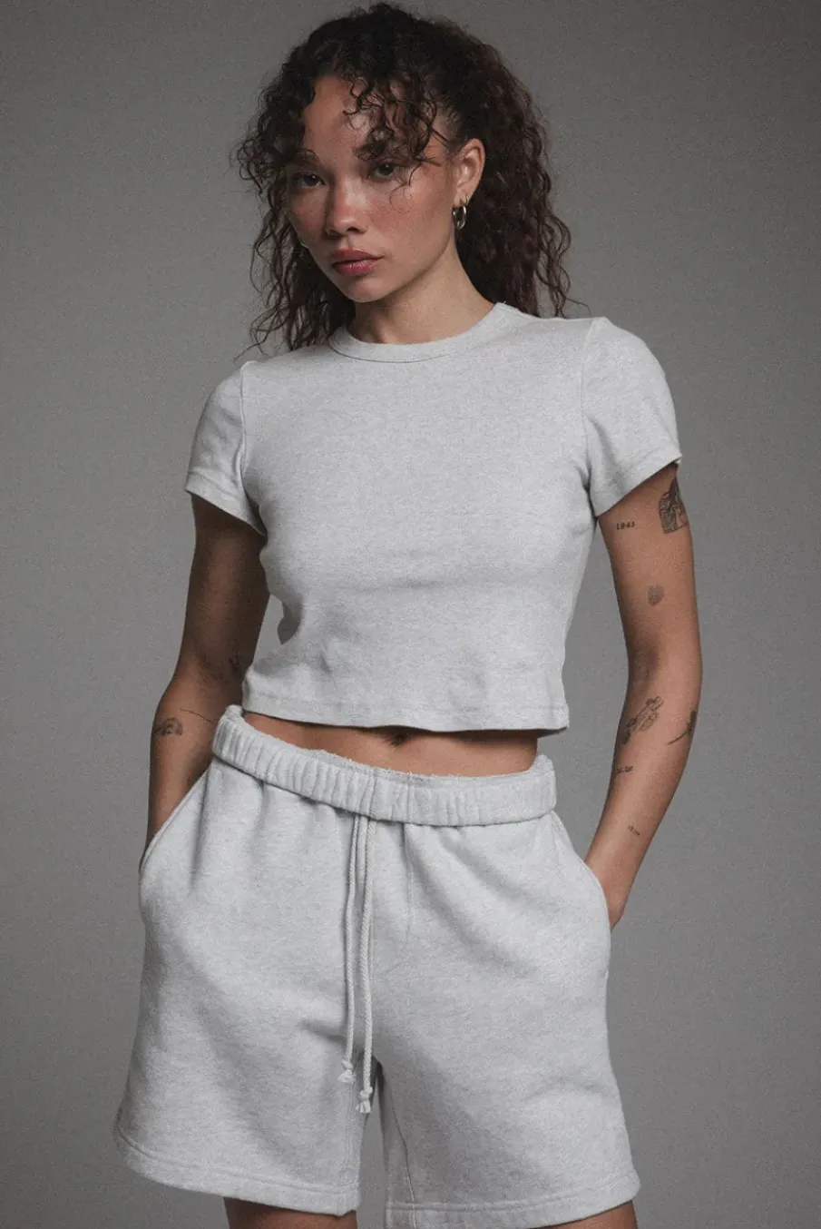 CORE SWEATSHORT