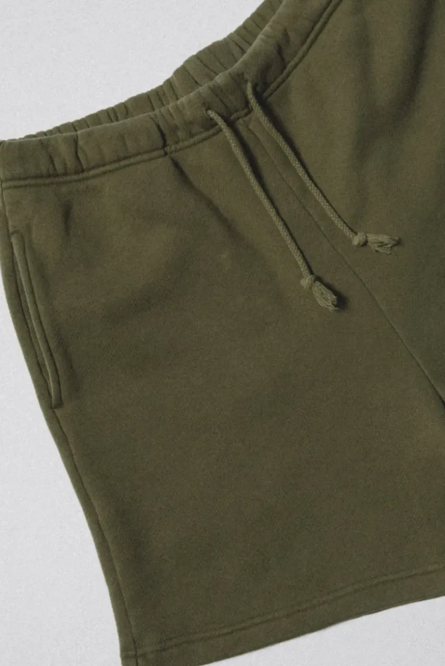 CORE SWEATSHORT