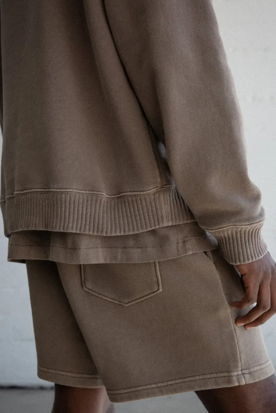 CORE SWEATSHORT