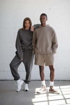 CORE SWEATSHORT