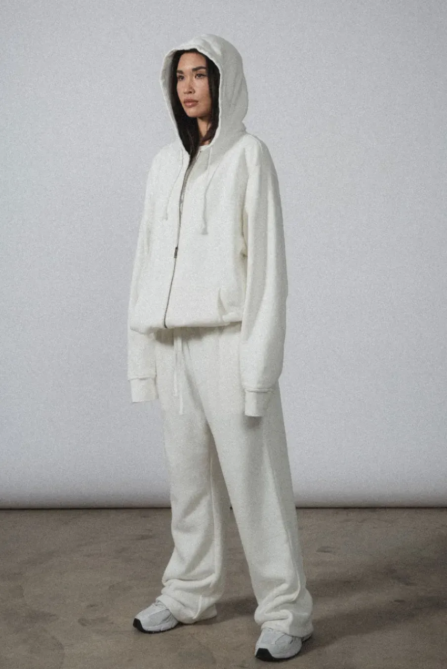 CORE ZIP HOODIE