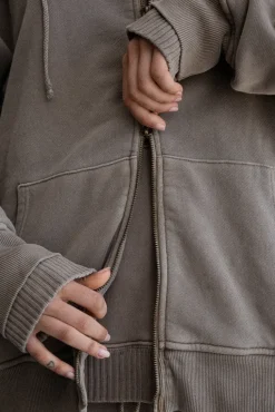 CORE ZIP HOODIE