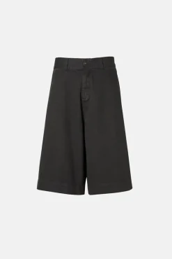 EVERYDAY SHORT