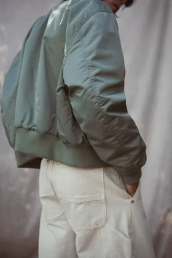 FLIGHT JACKET