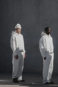 HEAVYWEIGHT HOODIE