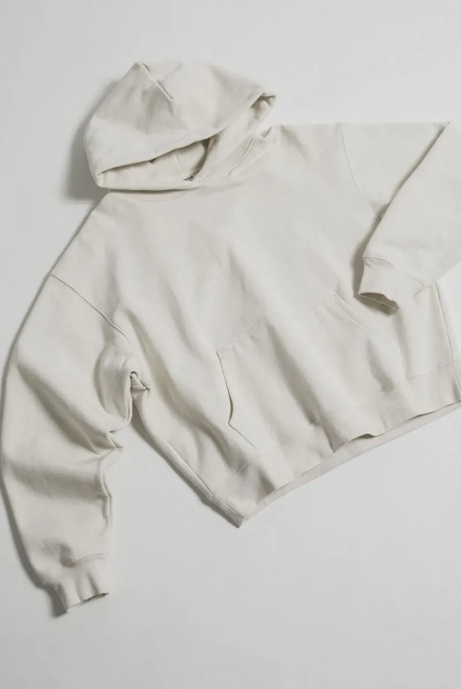 HEAVYWEIGHT HOODIE