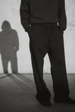 HEAVYWEIGHT STRAIGHT SWEATPANT
