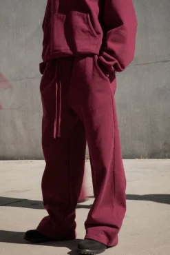 HEAVYWEIGHT STRAIGHT SWEATPANT