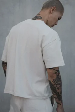 HEAVYWEIGHT TEE