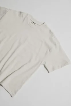 HEAVYWEIGHT TEE