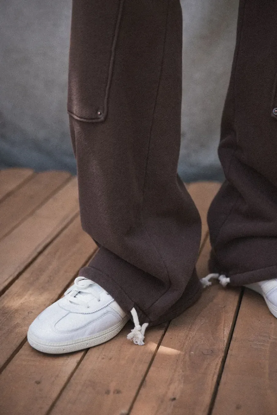INDUSTRY SWEATPANT