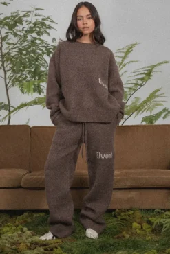 KNIT CREWNECK SWEATER
