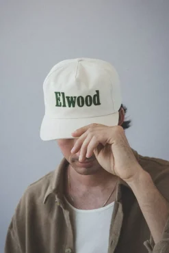 LOGO 5 PANEL CAP