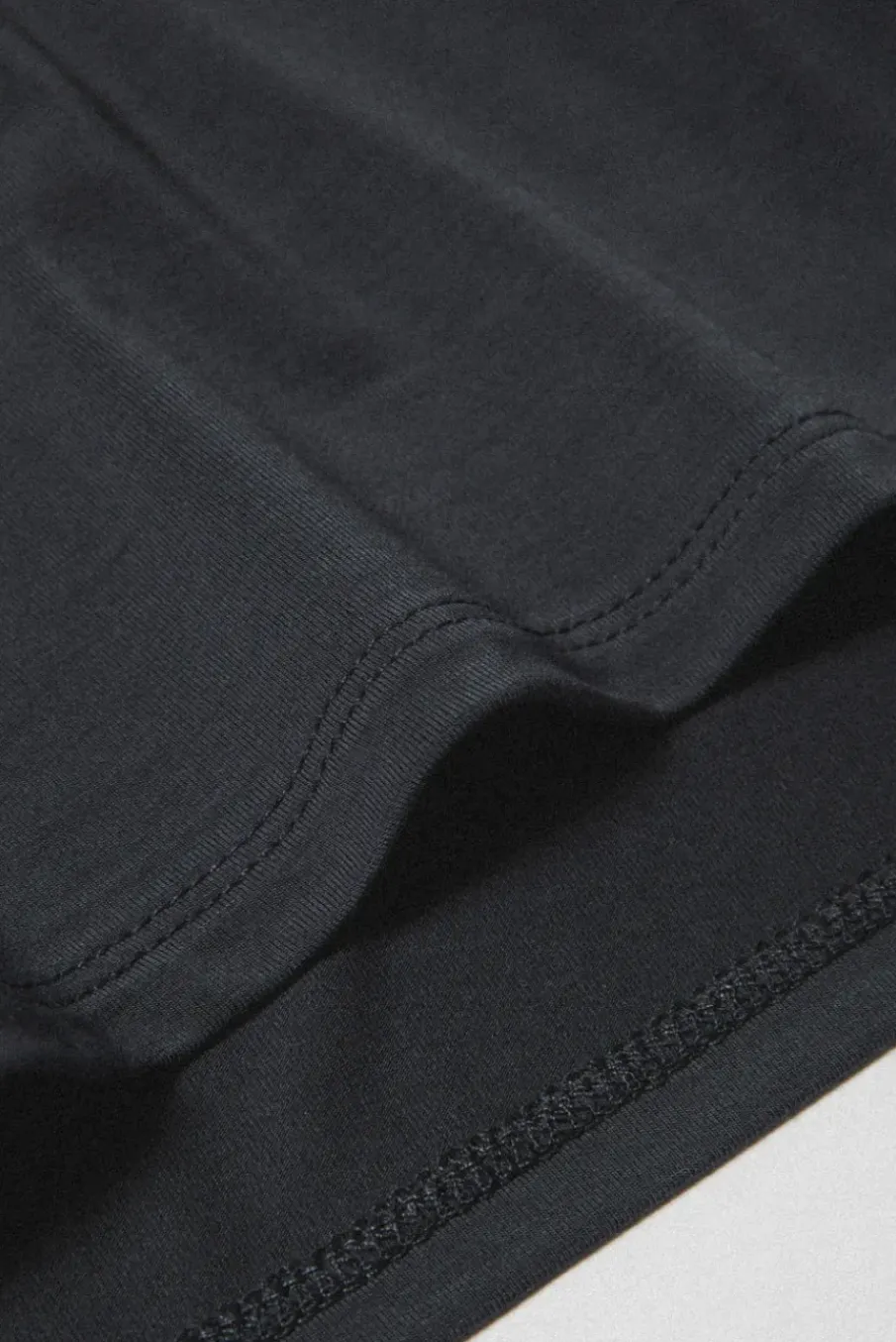 LONG SLEEVE TORSO TEE