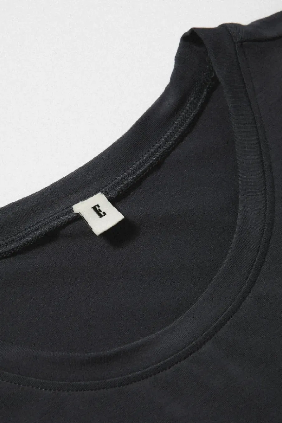 LONG SLEEVE TORSO TEE
