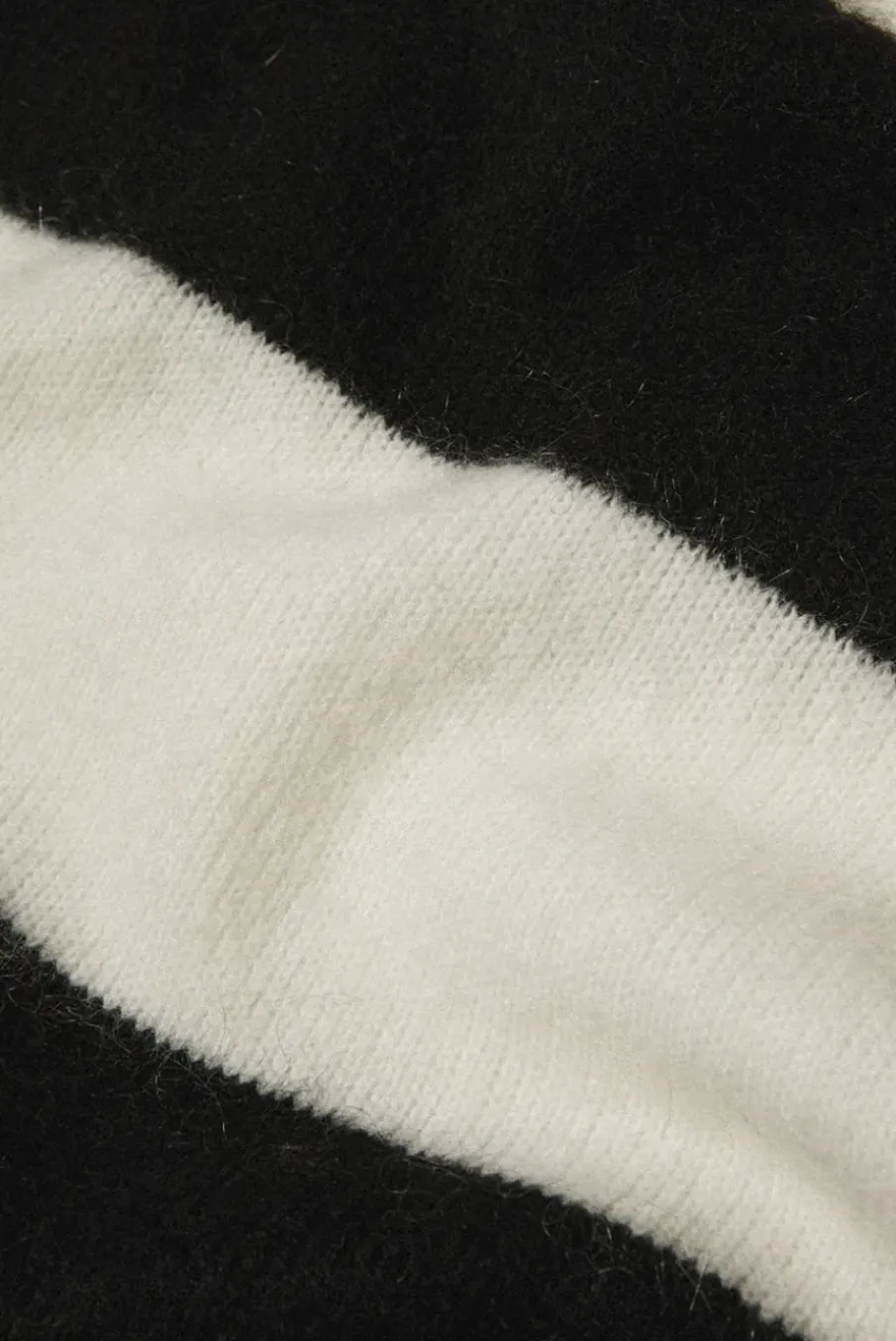 MOHAIR BLEND SCARF