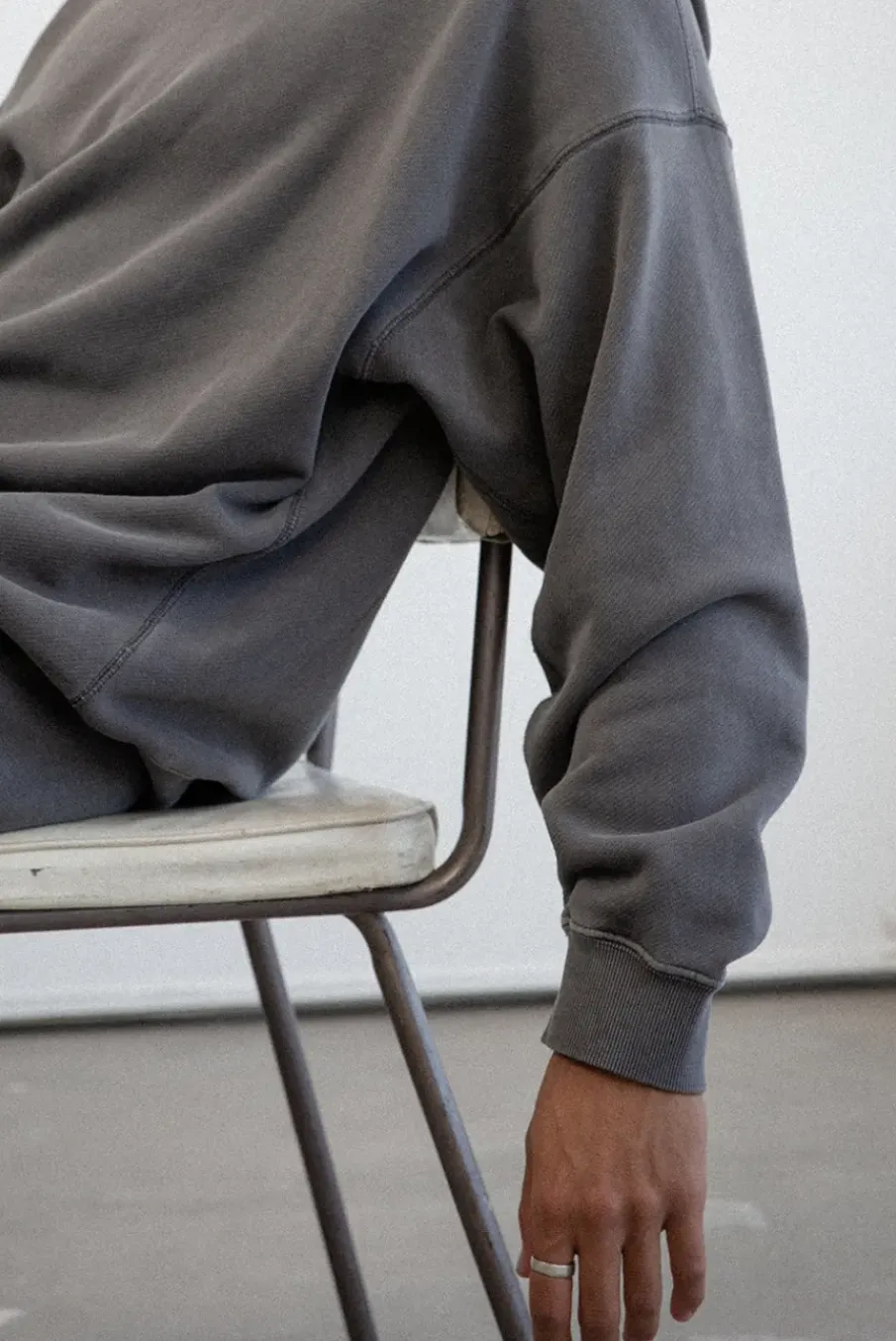 OVERSIZED CORE CREWNECK