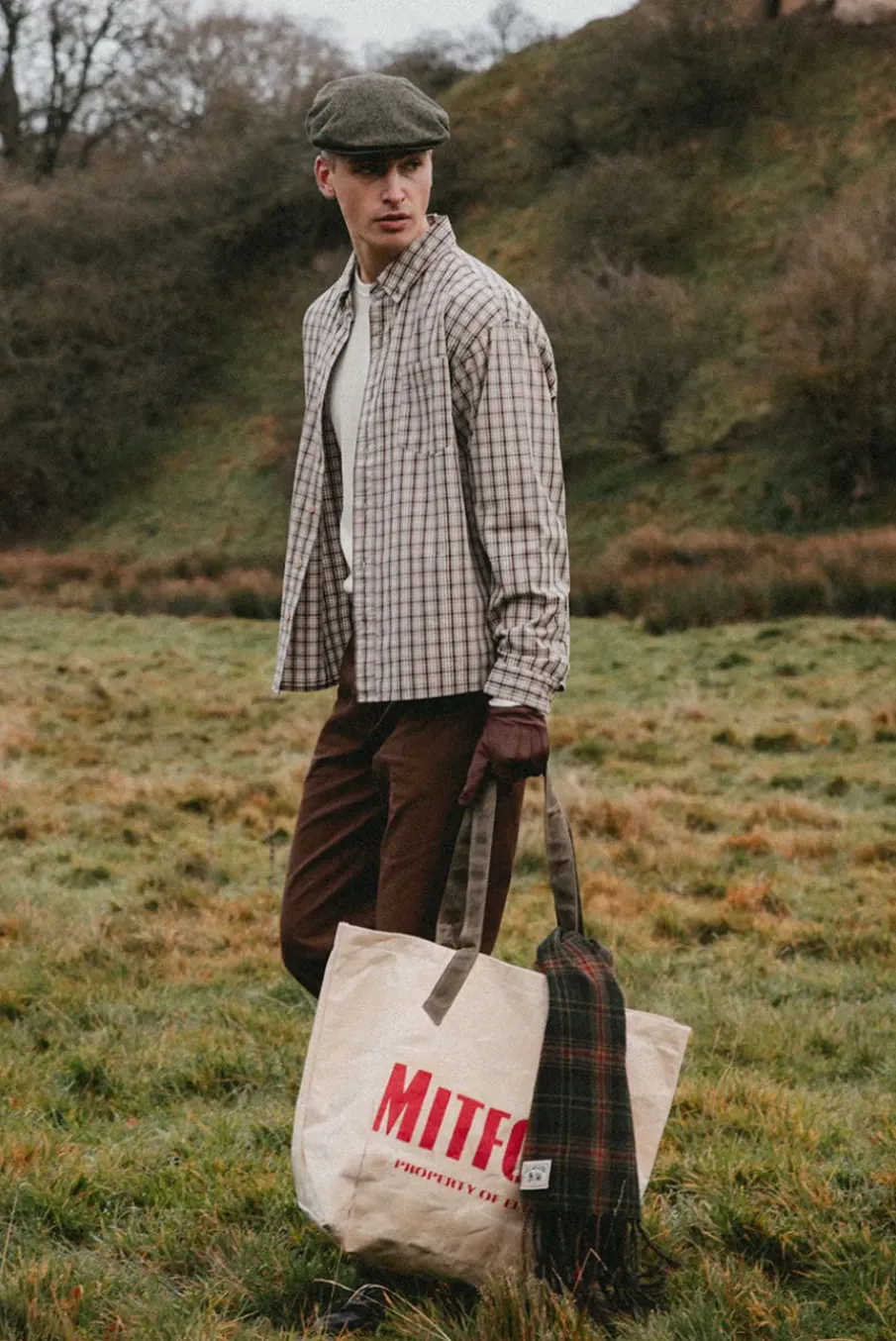 ROLLING HILLS BUTTON UP