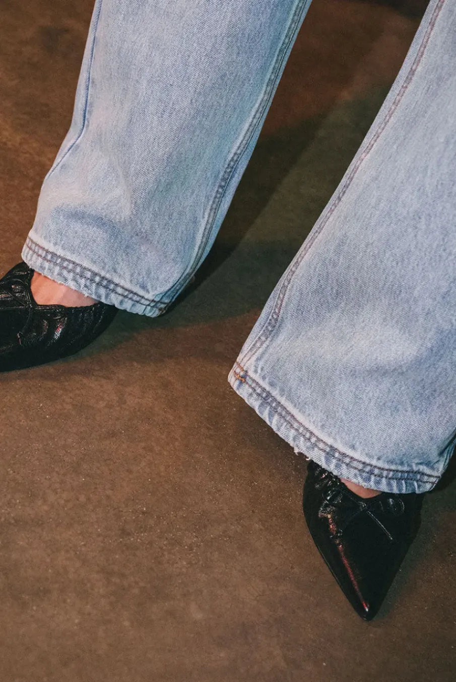STRAIGHT LEG DENIM PANT