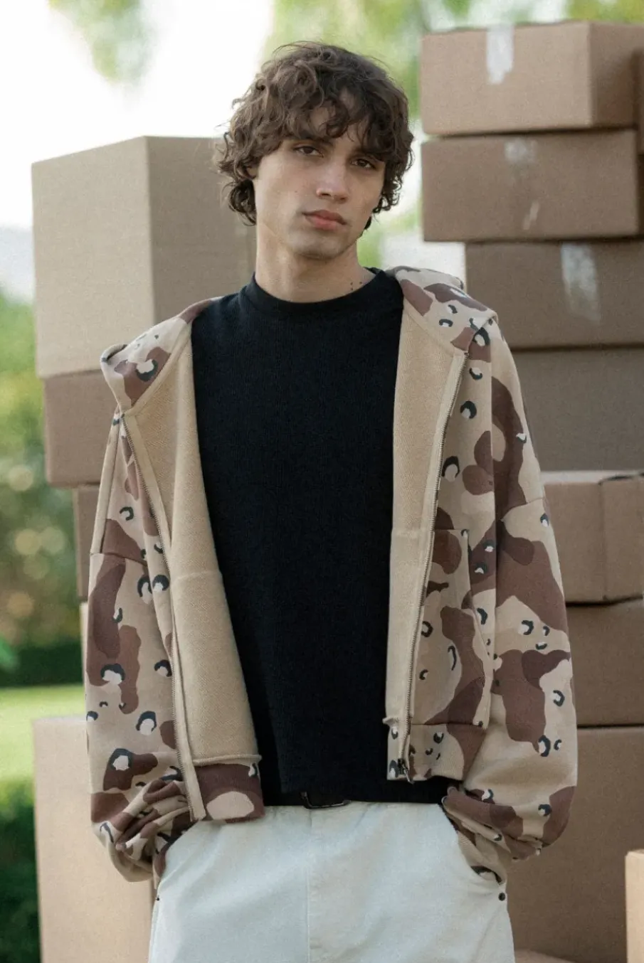 ZIP RECTANGLE HOODIE